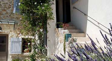 Gîte Les Magnans - La Maison Magnarelles - EN