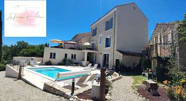 Chambre d’hôtes à Grambois - Les Terrasses d' Antonin